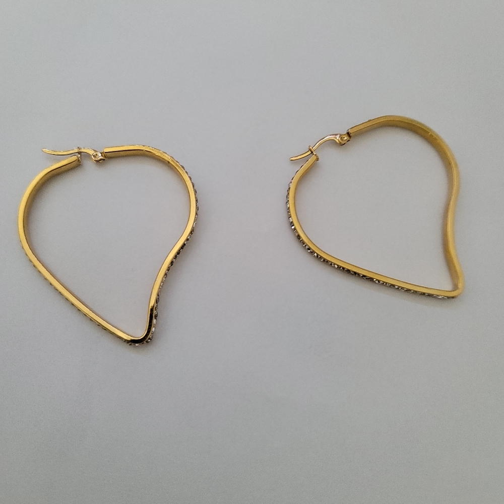 NEW- hoop earrings